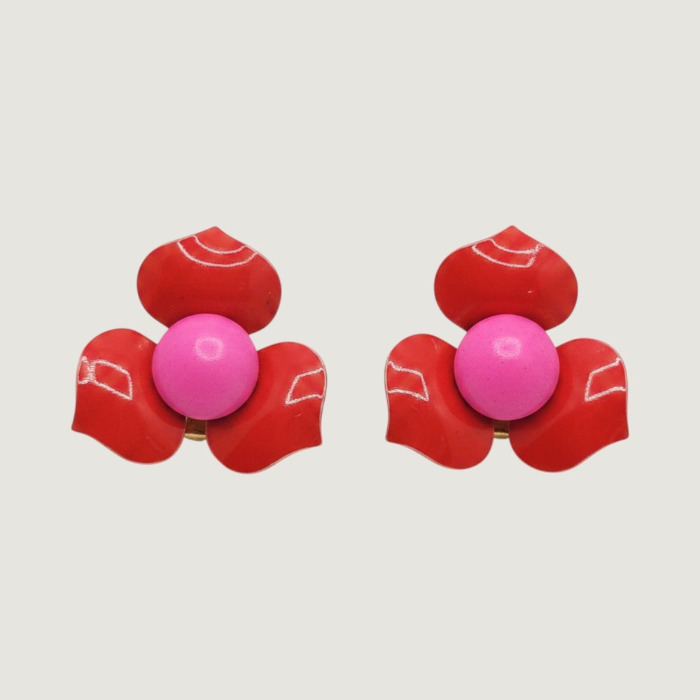 Vintage Pink Red Flower Clip On Earrings Mod Pop Art 1960s Enamel Acrylic Retro
